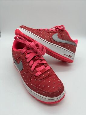 Nike Air Force 1 GS Dark Red Polka Dot Low-Top Sneakers pink accents 6Y